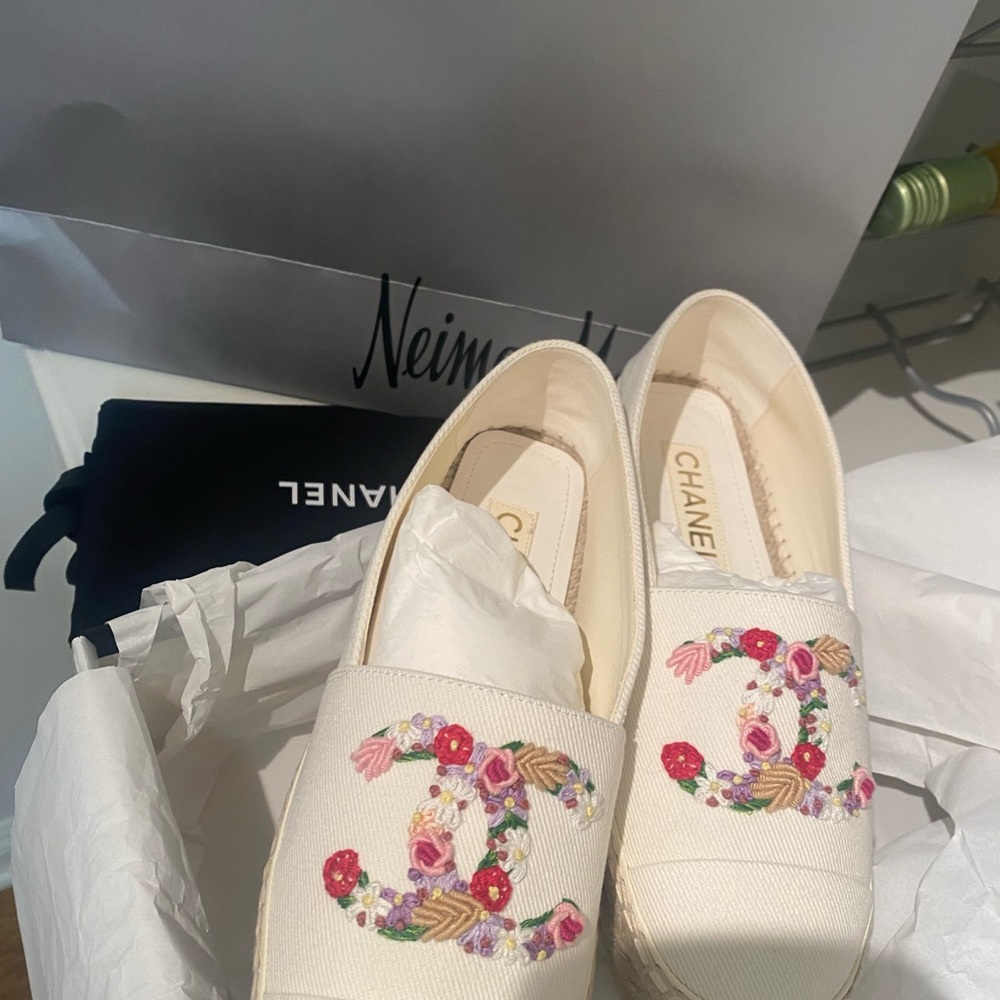 CHANEL Women's Cream Espadrilles with Colorful Floral Design
